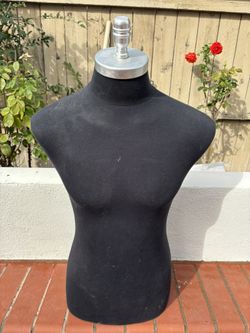 Mannequin For Men’s Clothing