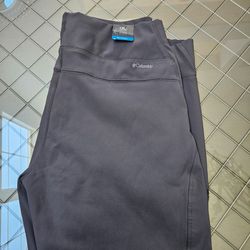 Woman fleece lined Columbia Leggings Size XXL
