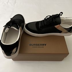 Burberry Shoes For Sale