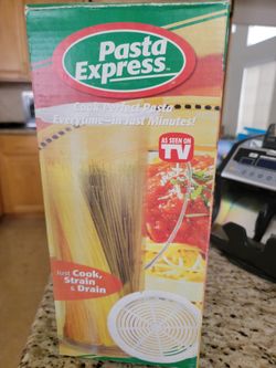 Pasta cooker