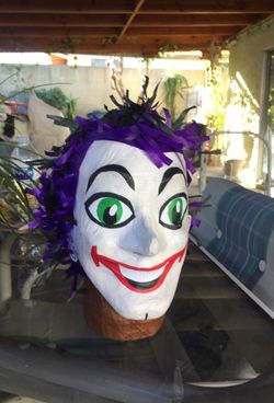Joker center pieces
