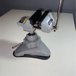Pivoting Vise W Suction Base