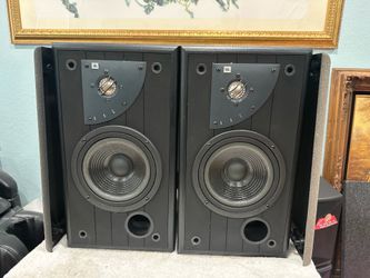 JBL ARC 30 two-way bookshelf speakers. MADE IN USA
