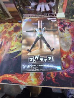 One Piece Fig Life! Pirate Hunter Zoro Figure