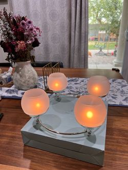 Vintage PartyLite "Century" Silver Plated Candle Holder Ring with 4 Frosted Globes & Box 8.5