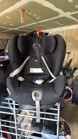 Cybex baby car seat