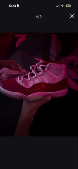Air Jordan 11 Retro Sneakers