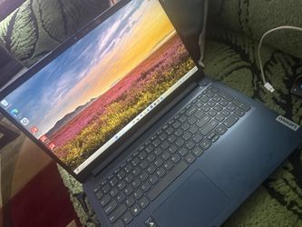 Lapto 15.7 Lenovo
