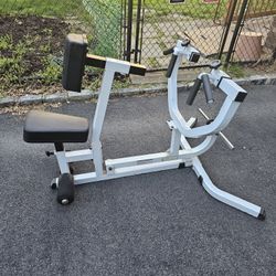 Body Solid Seated Row Machine 