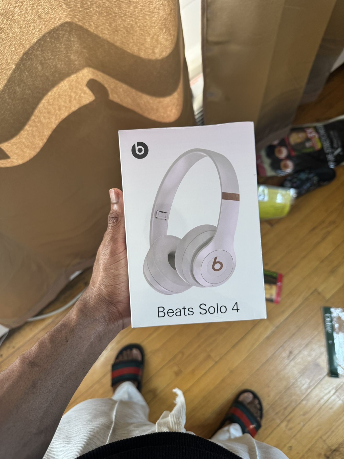 Beats Solo 4