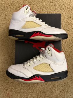 Size 10.5 (Used condition, damaged box) - Air Jordan 5 retro fire red silver tongue 2020 Nike air