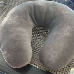 Neck pillow