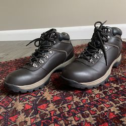 Rugged Outback Hiking Boots 