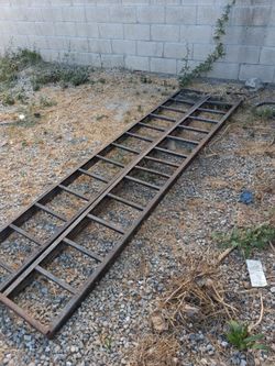 Loading Heavy duty ramps
