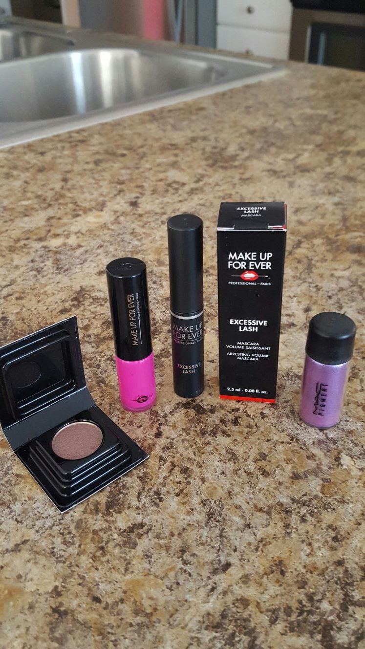 MakeUp Deal of the Day!! ππ