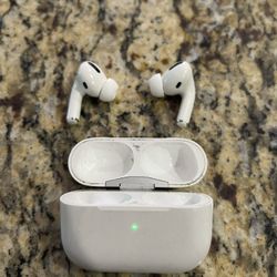 Apple AirPods Pro First Gen