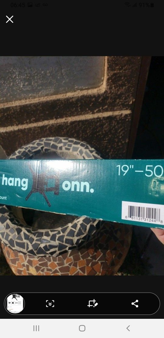 Onn 19 To 50 Inch Full Motion TV Mount 40 Open Box New