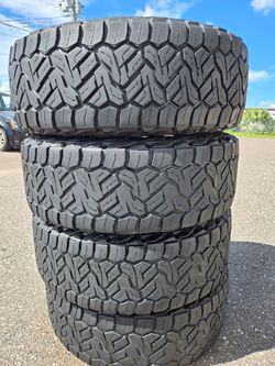 37x12.50x18 Nitto recon grappler all terrain