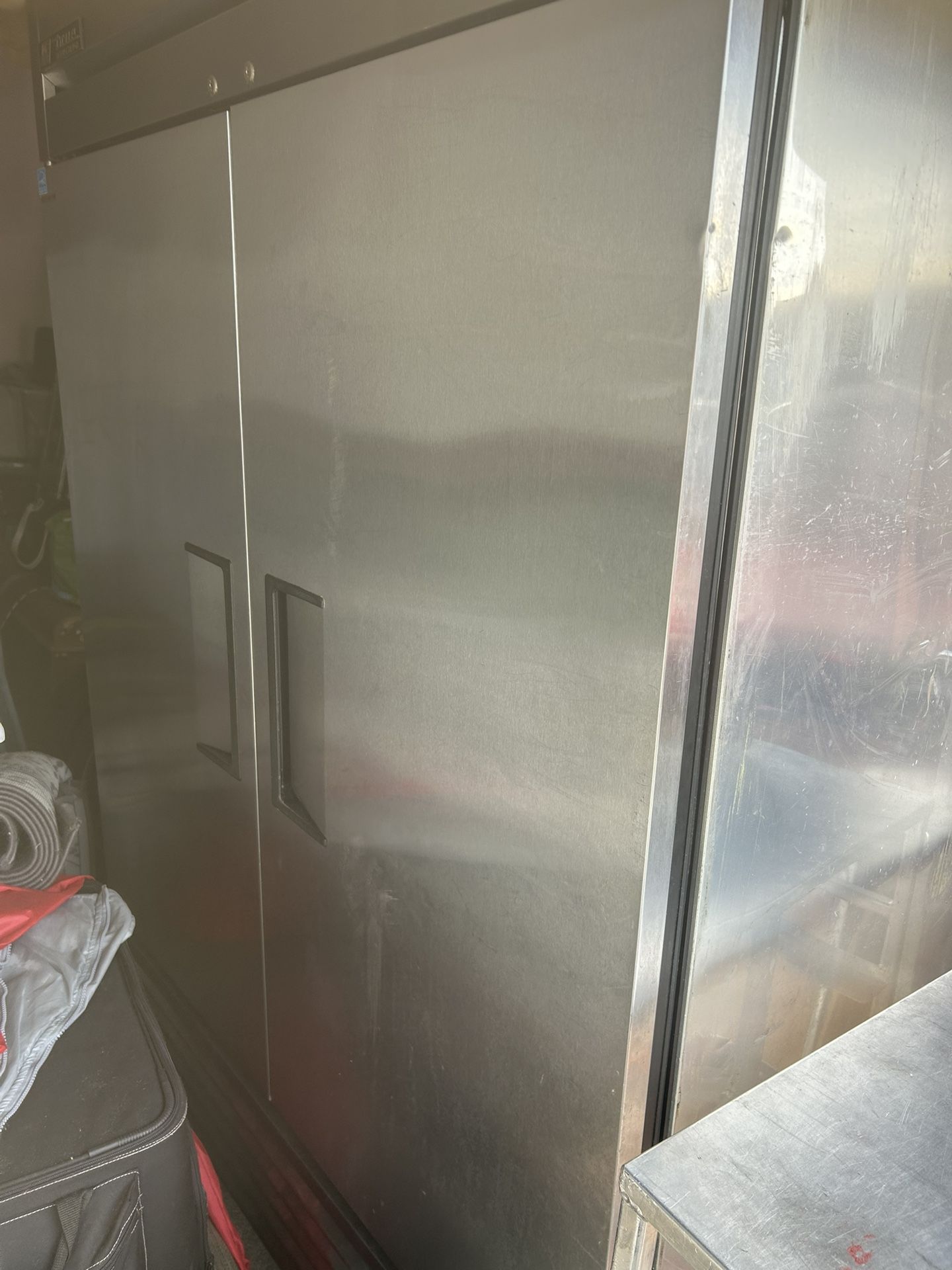 Large Commercial true refrigerator model T-49