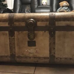 Vintage Steam Trunk Coffee Table