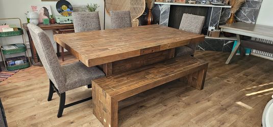 Wood dinning table set