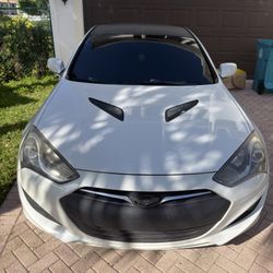 2013 Hyundai Genesis Coupe