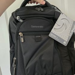 Samsonite Medium Laptop Backpack NWT