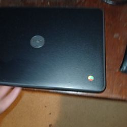 DELL Chromebook w/ charger 