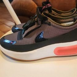 Nike Sneakers W Air Max Dia Winter Cargo- Size 7