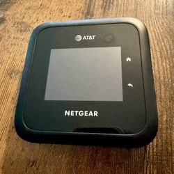 Netgear Nighthawk M6 Pro MR6500 5G Mobile Hotspot (AT&T) – WiFi 6E