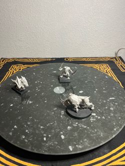 Vintage Warhammer Fantasy Beastmen Metal Beastlord / Wargor with Two Swords, Unpainted Citadel Miniature