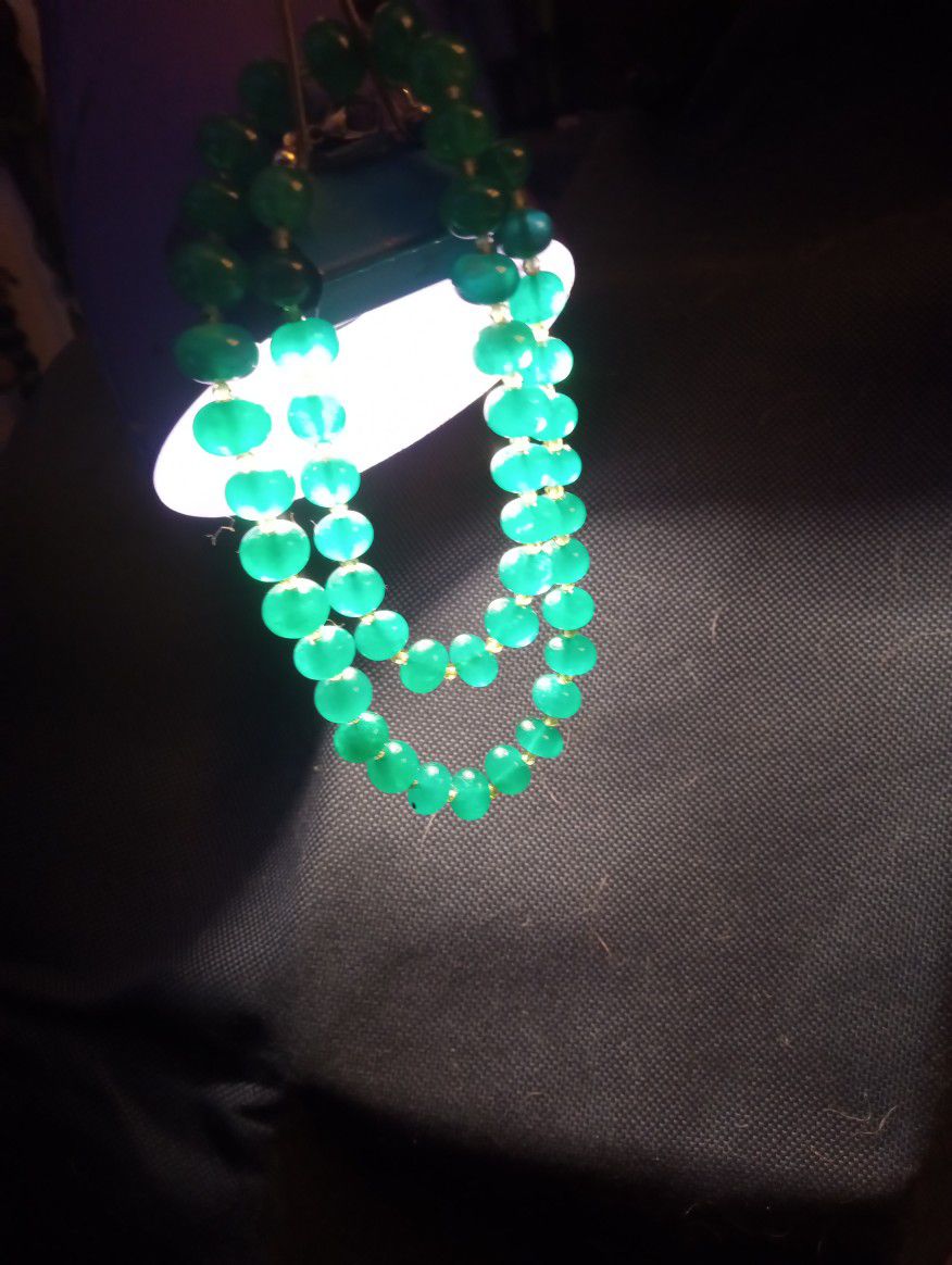 Emerald Necklace. 270 Carats