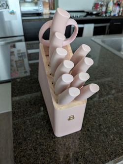 Pink Knife Block Set - excellent condition. Beautiful by Drew Barrymore
