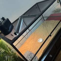 4x2x2 Reptile Enclosure w/ Lights