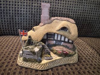David Winter ‘Home Guard’ Cottage 1989 edition