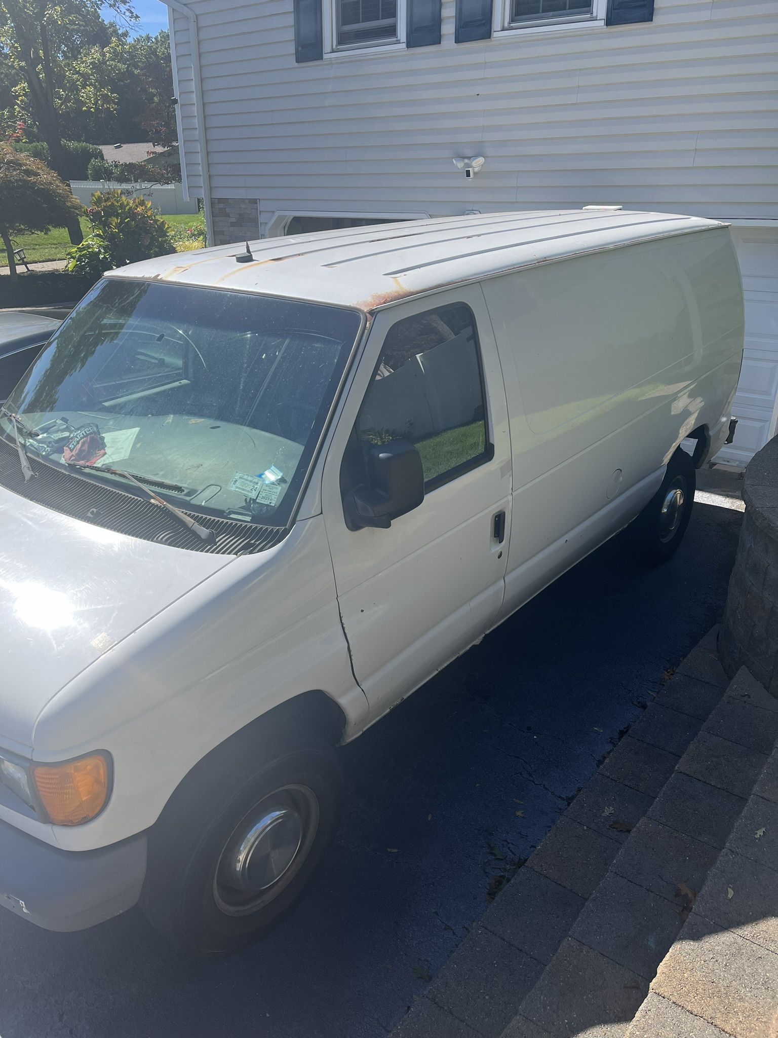 2006 Ford E-250