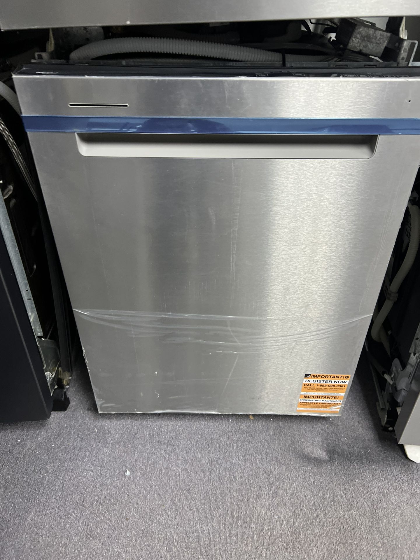 Whirlpool Dishwasher 24”