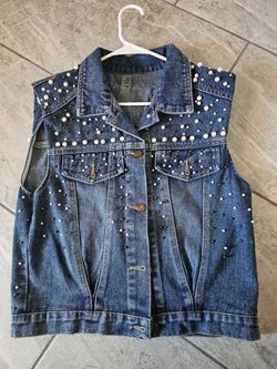 Jean Vest