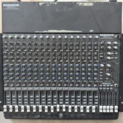 Mackie 1604 VLZ-Pro 16Ch Audio Mixer