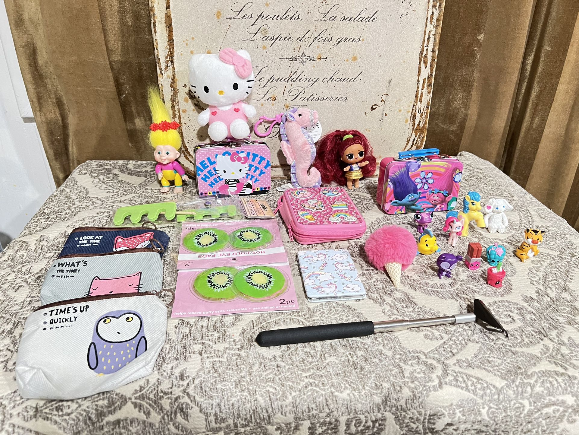 Girl lot accessories