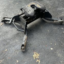 RAM MOPAR OEM FIFTH WHEEL 5th Hitch