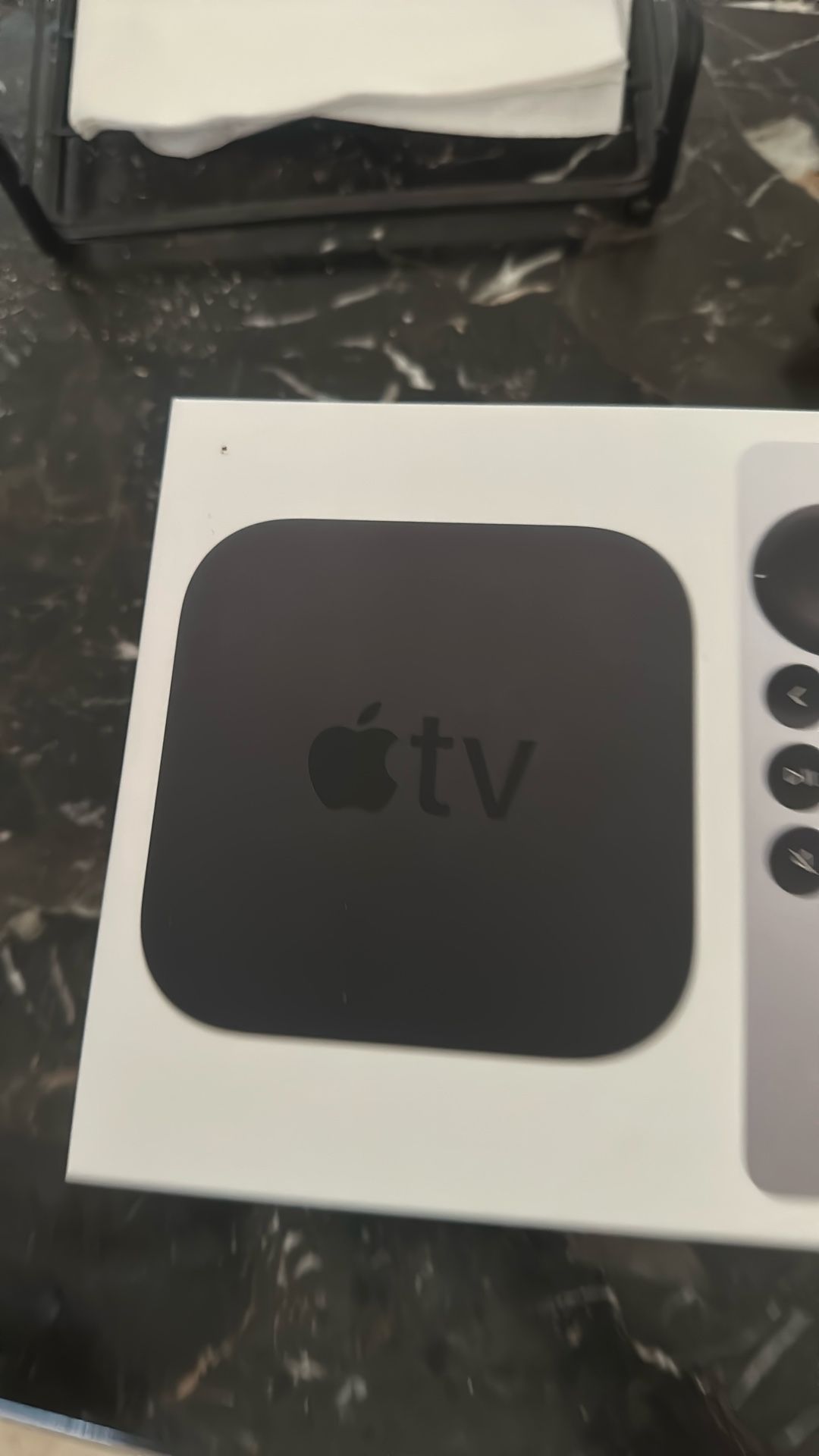 Apple Tv 4K (32GB) $100