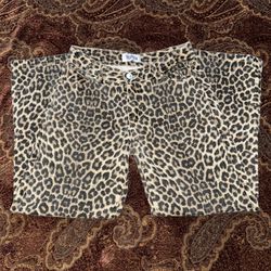 Leapord Print Wide Leg Women's Jeans in Size 7/28 Waist Excellent Condition