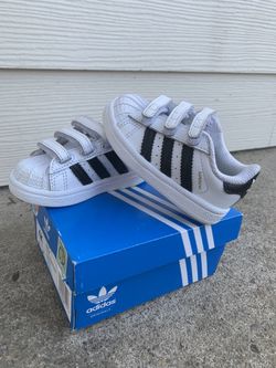 Kids shoes Adidas Shoe , vans shoe , Convers shoe