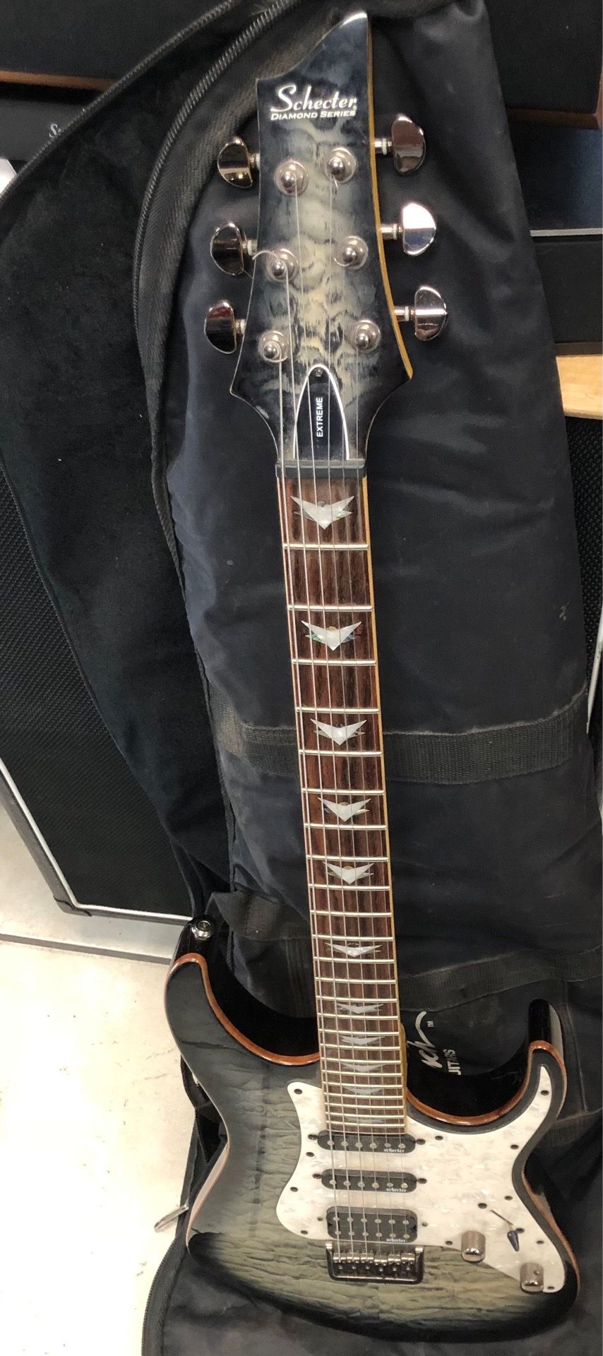 Schecter Extreme electric guitar