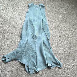 Pleated sleeveless dress. S
