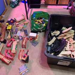 Large Thomas The Train Lot Tracks, Trains And Platforms