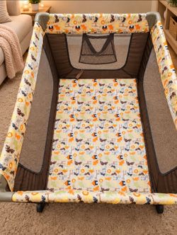 Baby Portable Play Yard with Jungle Print