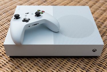 Xbox One S