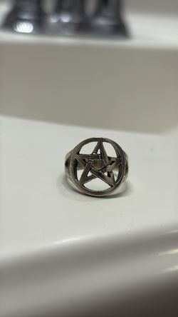 Sterling silver pentacle ring